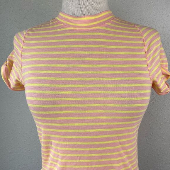 NWT We The Free Summer Rose T-Shirt Size XS - Picture 2 of 7